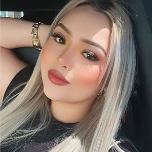 Meet your Posher, Lizeth